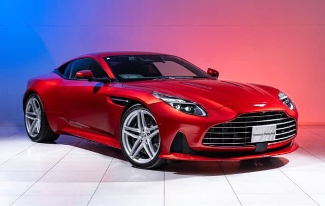 Aston Martin DB12