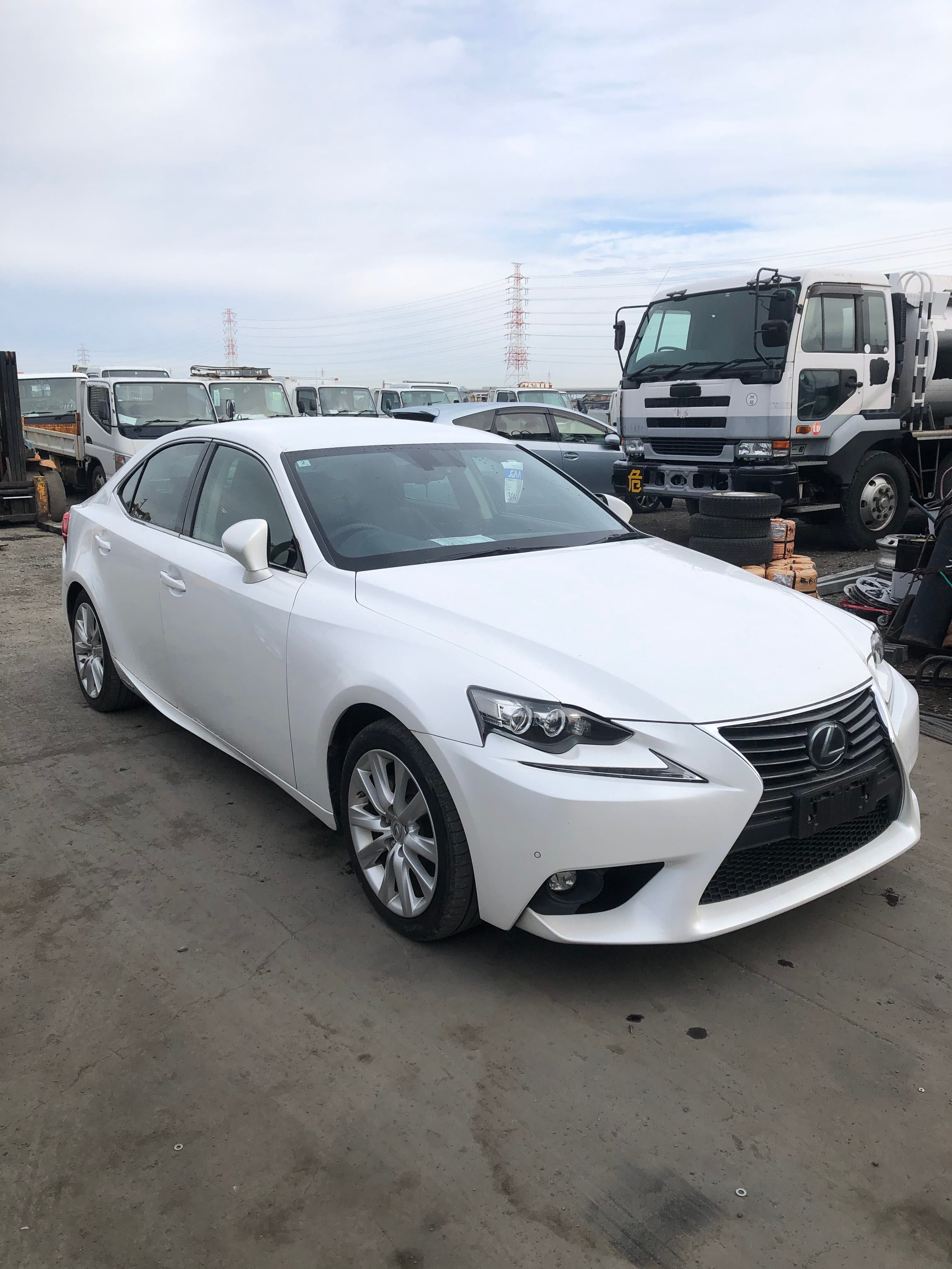 Lexus IS